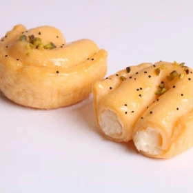 نعلی