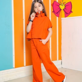 کراپ با شلوار بگ رنگی